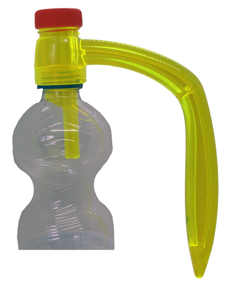 https://www.pflegehome24.de/images/product_images/original_images/flaschengeist-bottle-monkey-1-st-ausgiesshilfe-fuer-pet-flaschen-flaschenhalter.jpg